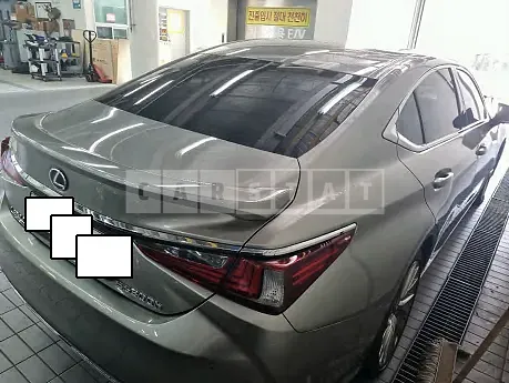 Photo 2 of 29: 2021 Lexus ES300h, VIN JTHBA1C15M2005753 — Korean insurance auction