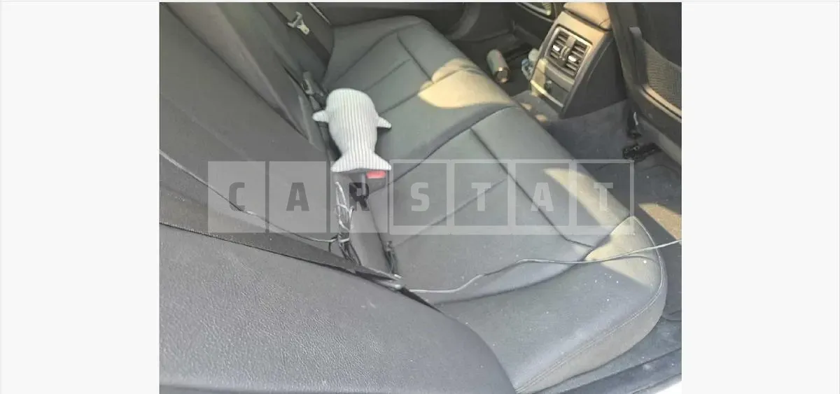 Photo 2 of 18: 2017 BMW 320d — Korean insurance auction