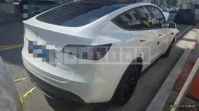 Photo 1 of 23: 2023 Tesla Model Y Long Range — Korean insurance auction