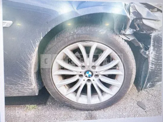 Photo 2 of 48: 2016 BMW 528i xDrive, VIN WBA5A7102GG298415 — Korean insurance auction