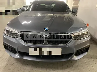 Photo 1 of 28: 2017 BMW 520d xDrive, VIN WBAJC5109HWB83821 — Korean insurance auction