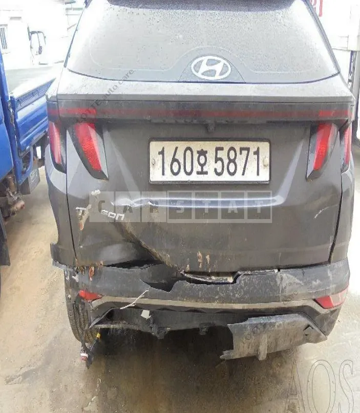 Photo 2 of 30: 2021 Hyundai Tucson, VIN KMHJB811BMU022776 — Korean insurance auction