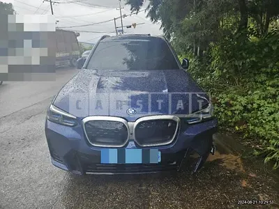 Photo 1 of 12: 2023 BMW iX3 M Sport — Korean insurance auction