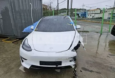 Photo 1 of 16: 2021 Tesla Model 3 Long Range — Korean insurance auction