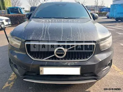 2019 Volvo XC40T4 AWD