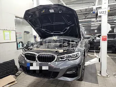 Photo 1 of 17: 2022 BMW 320e, VIN WBA11GK0XNFM71095 — Korean insurance auction
