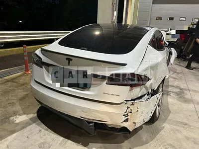 Photo 1 of 11: 2019 Tesla Model S Long Range — Korean insurance auction