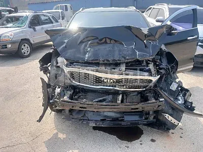 Photo 1 of 13: 2016 Kia Sorento 4WD — Korean insurance auction