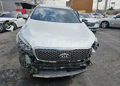 Photo 1 of 27: 2017 Kia Sorento — Korean insurance auction