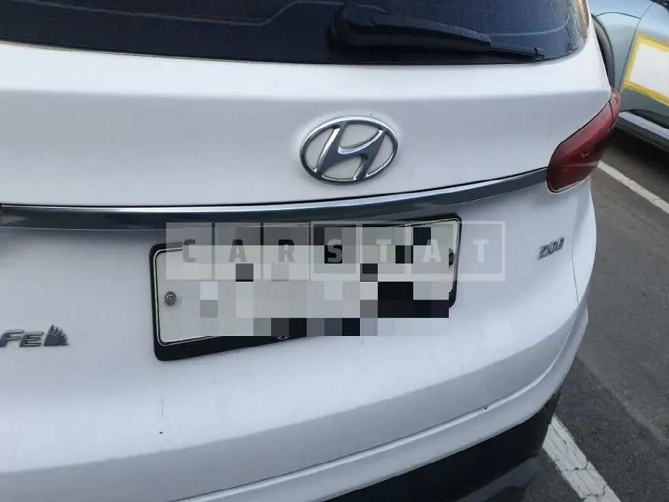 Photo 2 of 8: 2018 Hyundai Santa Fe TM 2.0, VIN KMHS281BBKU113319 — Korean insurance auction
