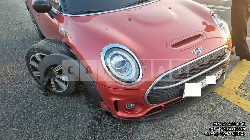 Photo 2 of 15: 2020 MINI Cooper S Clubman (18) — Korean insurance auction