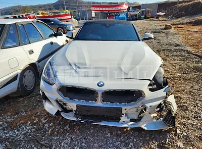 Photo 1 of 5: 2022 BMW Z4 sDrive 20i, VIN WBAHF710XNWX49639 — Korean insurance auction