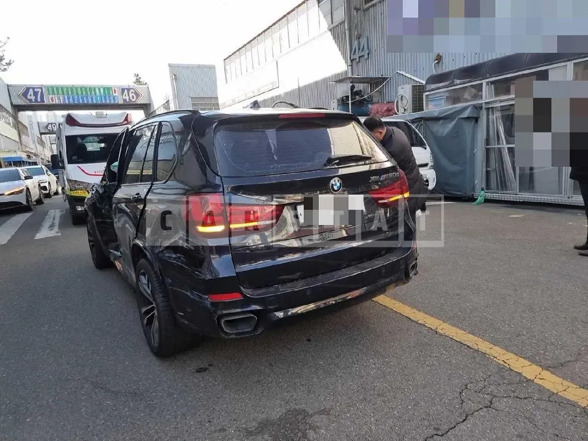 Photo 2 of 19: 2016 BMW X5 M50d, VIN WBAKS8108G0S48844 — Korean insurance auction