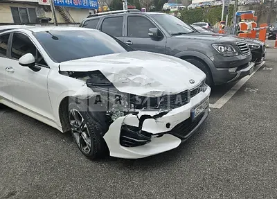 Photo 1 of 19: 2021 Kia K5, VIN KNAG241ABMA141952 — Korean insurance auction