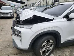 Photo 2 of 18: 2021 Hyundai Santa Fe, VIN KMHS281HGMU352123 — Korean insurance auction