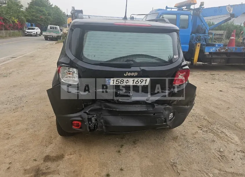 Photo 2 of 7: 2022 Jeep Zip Renegade 1.3 FWD, VIN 1C4NJCB1XNPN73612 — Korean insurance auction