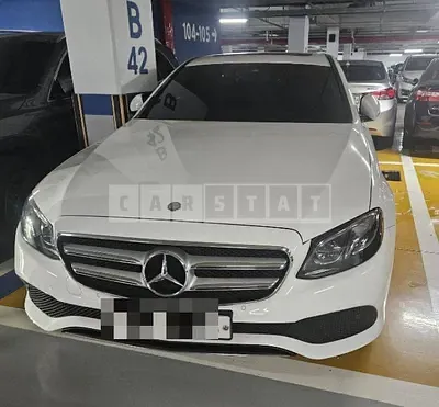 Photo 1 of 17: 2016 Mercedes-Benz E220 d — Korean insurance auction