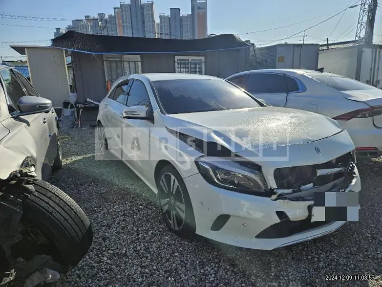 Photo 2 of 23: 2018 Mercedes-Benz A200 (1,595CC) — Korean insurance auction