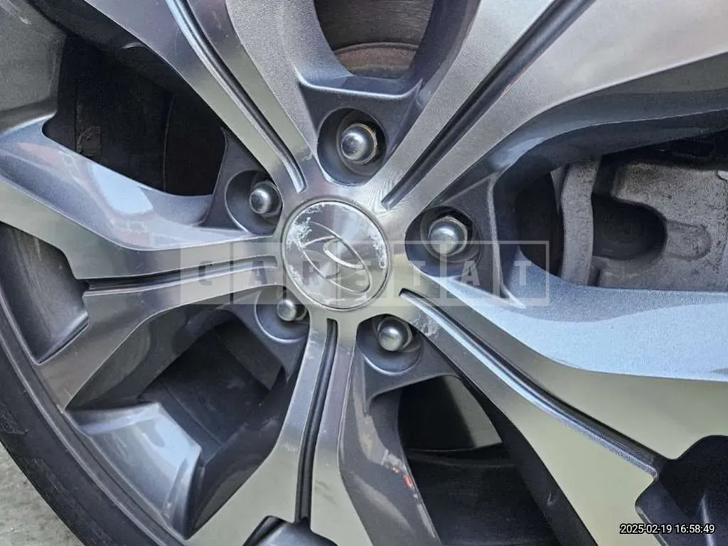 Photo 3 of 3: 2019 Hyundai (parts) Palisade Wheel — Korean insurance auction