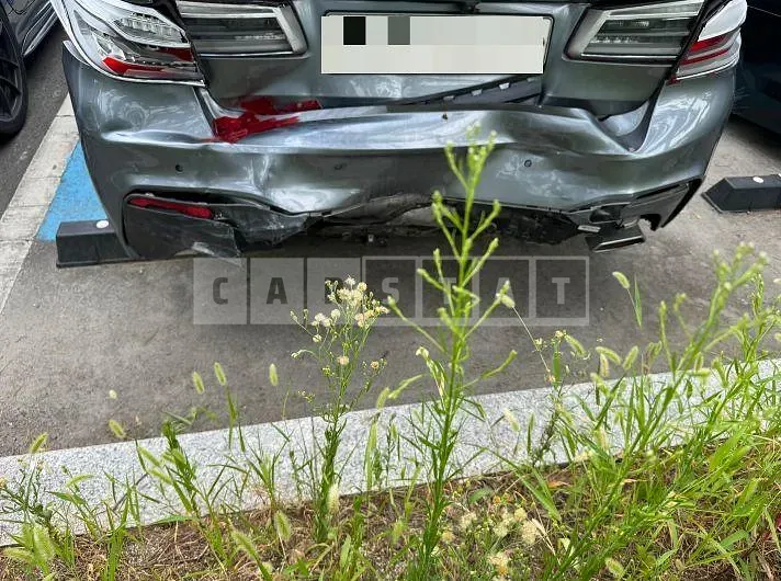 Photo 2 of 28: 2019 BMW 520d xDrive M Sport Packag — Korean insurance auction
