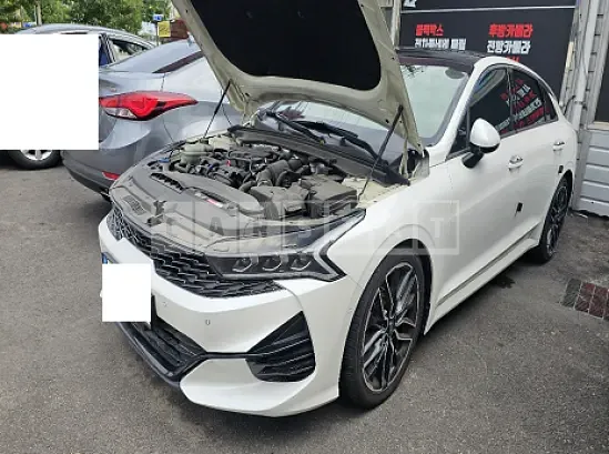 Photo 2 of 7: 2020 Kia K5 — Korean insurance auction