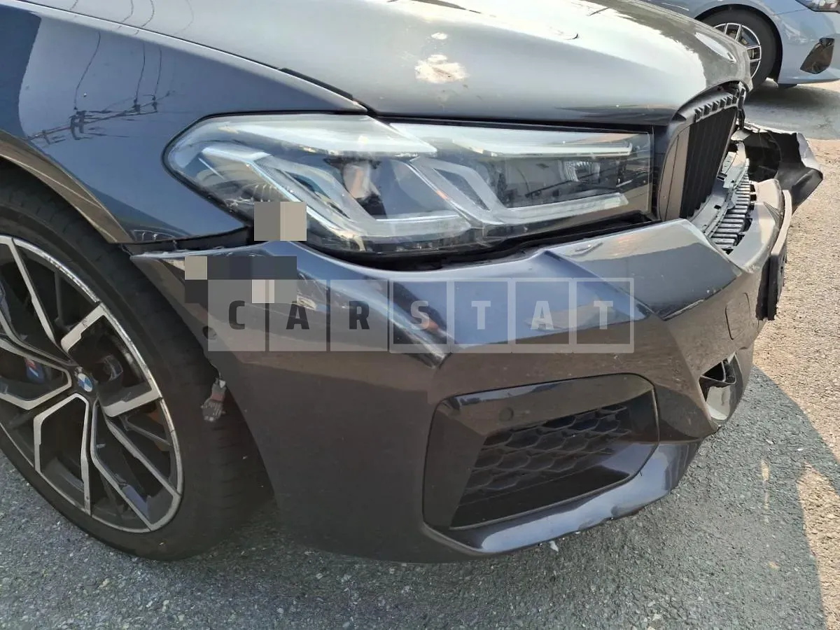 Photo 2 of 31: 2021 BMW 530e — Korean insurance auction