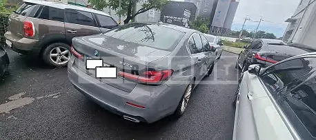 Photo 2 of 12: 2022 BMW 530e, VIN WBA51AG03NCJ88739 — Korean insurance auction