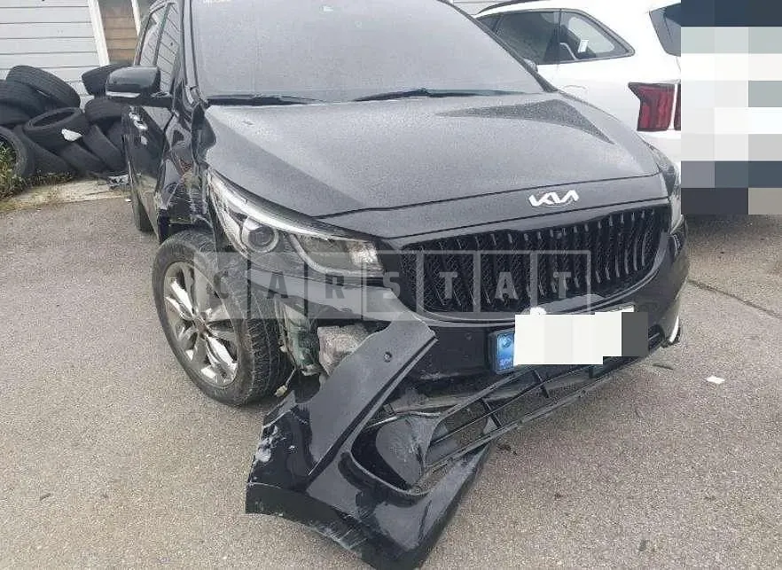 Photo 2 of 63: 2016 Kia Carnival Limousine, VIN KNAME81ABGS193377 — Korean insurance auction