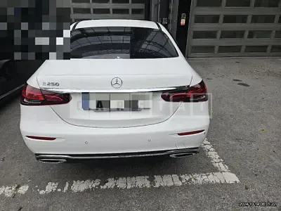 Photo 1 of 53: 2020 Mercedes-Benz E250 — Korean insurance auction