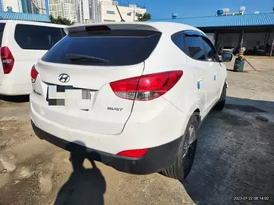 Photo 1 of 7: 2014 Hyundai Tucson ix — Korean insurance auction