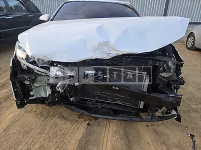 Photo 1 of 31: 2017 Kia K5, VIN KNAGS411BHA162426 — Korean insurance auction