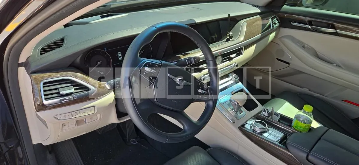 Photo 2 of 11: 2019 Genesis G90 — Korean insurance auction