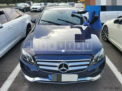 Photo 1 of 12: 2017 Mercedes-Benz E 200, VIN WDDZF4CB6HA138597 — Korean insurance auction