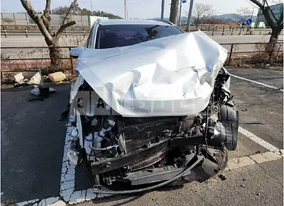 Photo 1 of 13: 2016 Hyundai Tucson, VIN KMHJ3815GGU185118 — Korean insurance auction