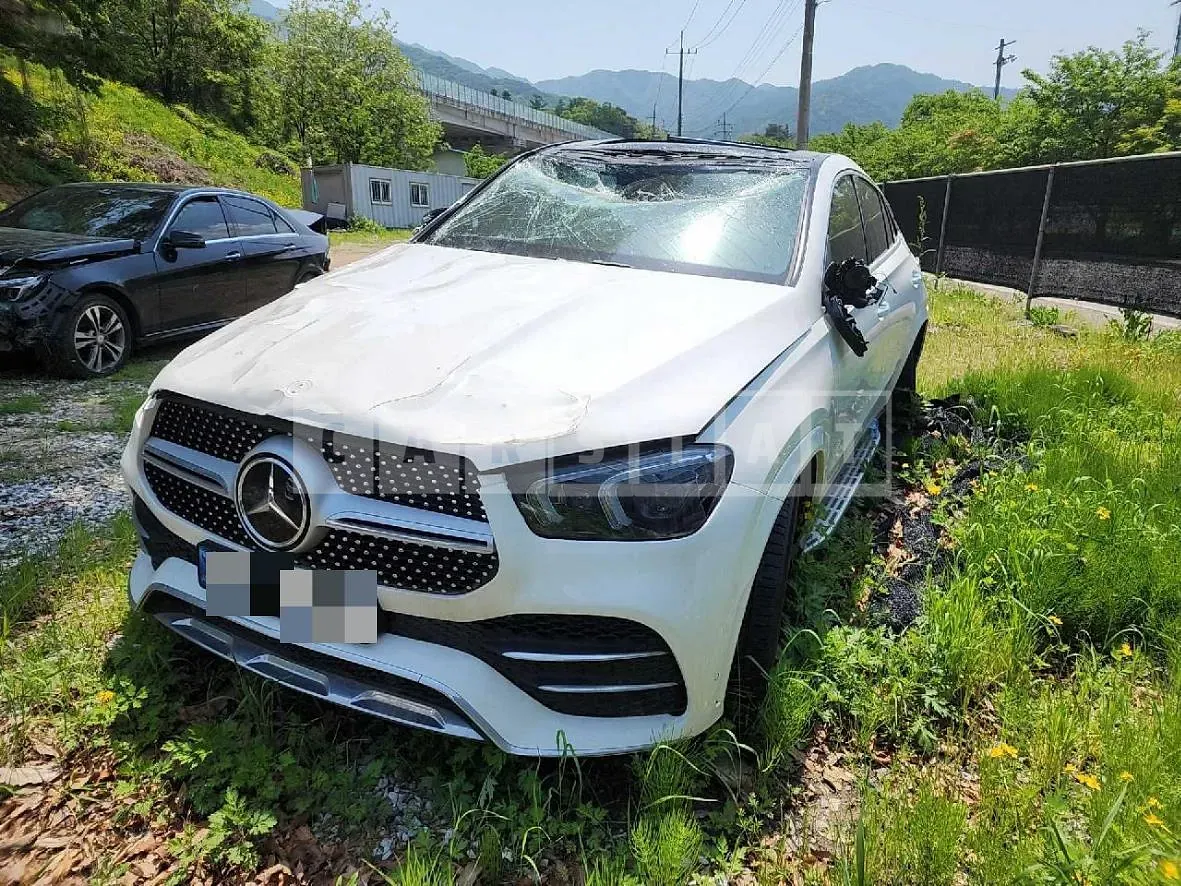 Photo 2 of 42: 2021 Mercedes-Benz GLE400 d 4Matic Coupe — Korean insurance auction