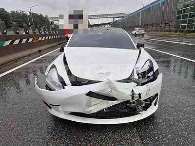 Photo 1 of 9: 2021 Tesla Model 3 Long Range — Korean insurance auction