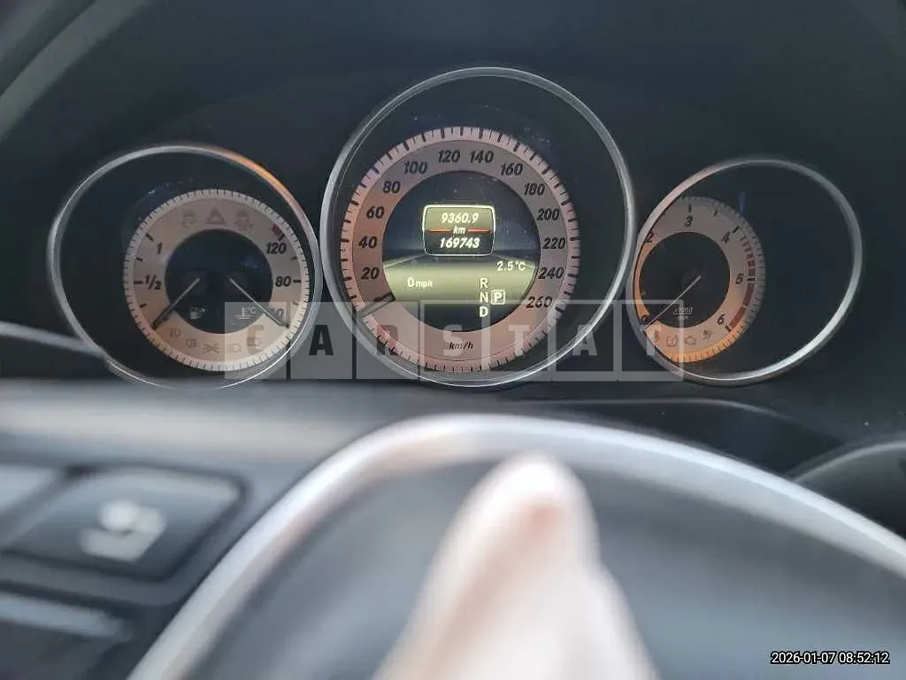Photo 2 of 9: 2015 Mercedes-Benz E220 BlueTec — Korean insurance auction