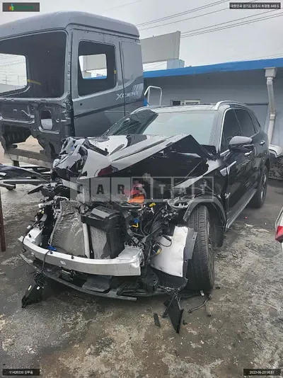 Photo 1 of 15: 2022 Kia Sorento Hybrid, VIN KNARH81GBNA104482 — Korean insurance auction