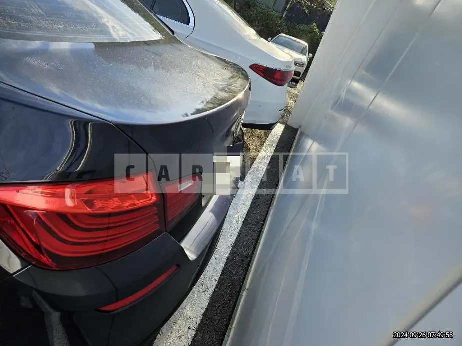 Photo 2 of 10: 2016 BMW 520d — Korean insurance auction