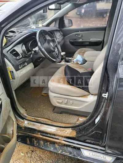 Photo 1 of 4: 2019 Kia Carnival Limousine, VIN KNAME81ABKS506299 — Korean insurance auction
