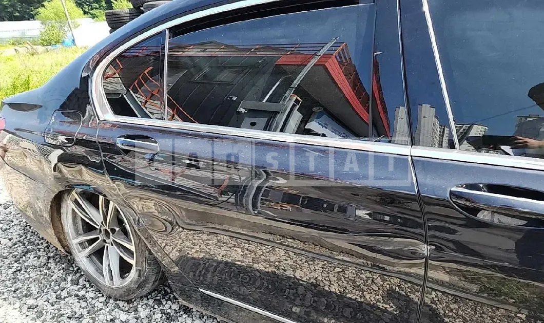Photo 2 of 30: 2016 BMW 730Ld xDrive, VIN WBA7G610XGG679740 — Korean insurance auction