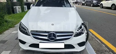 Photo 1 of 15: 2019 Mercedes-Benz C 220d, VIN WDDWF1EB3KR431090 — Korean insurance auction