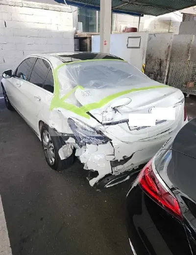Photo 1 of 14: 2015 Mercedes-Benz C220 BlueTec, VIN WDDWF0EB0FF023843 — Korean insurance auction