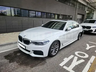 Photo 1 of 9: 2019 BMW 520d M Sport, VIN WBAJF3103KBS70945 — Korean insurance auction