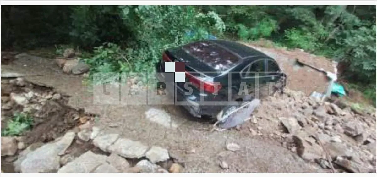 Photo 2 of 4: 2020 Kia Kz — Korean insurance auction