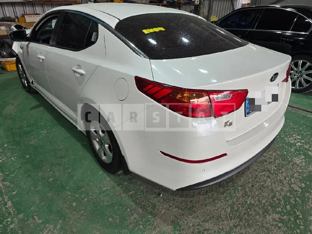Photo 2 of 10: 2015 Kia K5 2.0 LPG — Korean insurance auction