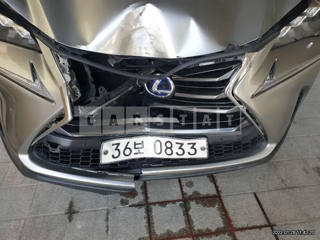 Photo 2 of 50: 2016 Lexus NX300h, VIN JTJBJRBZ0G2039186 — Korean insurance auction