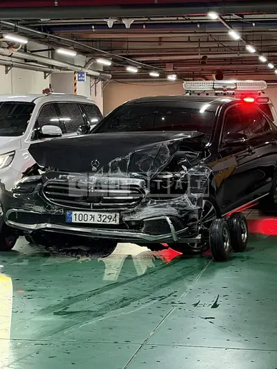 2021 Mercedes-Benz E300e 4MATIC