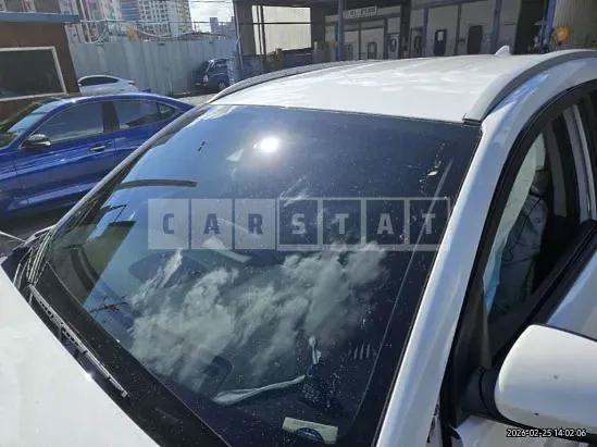 Photo 2 of 37: 2019 Hyundai Tucson, VIN KMHJ381ABKU929885 — Korean insurance auction