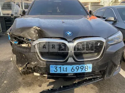 Photo 1 of 23: 2025 BMW iX3 M Sport — Korean insurance auction